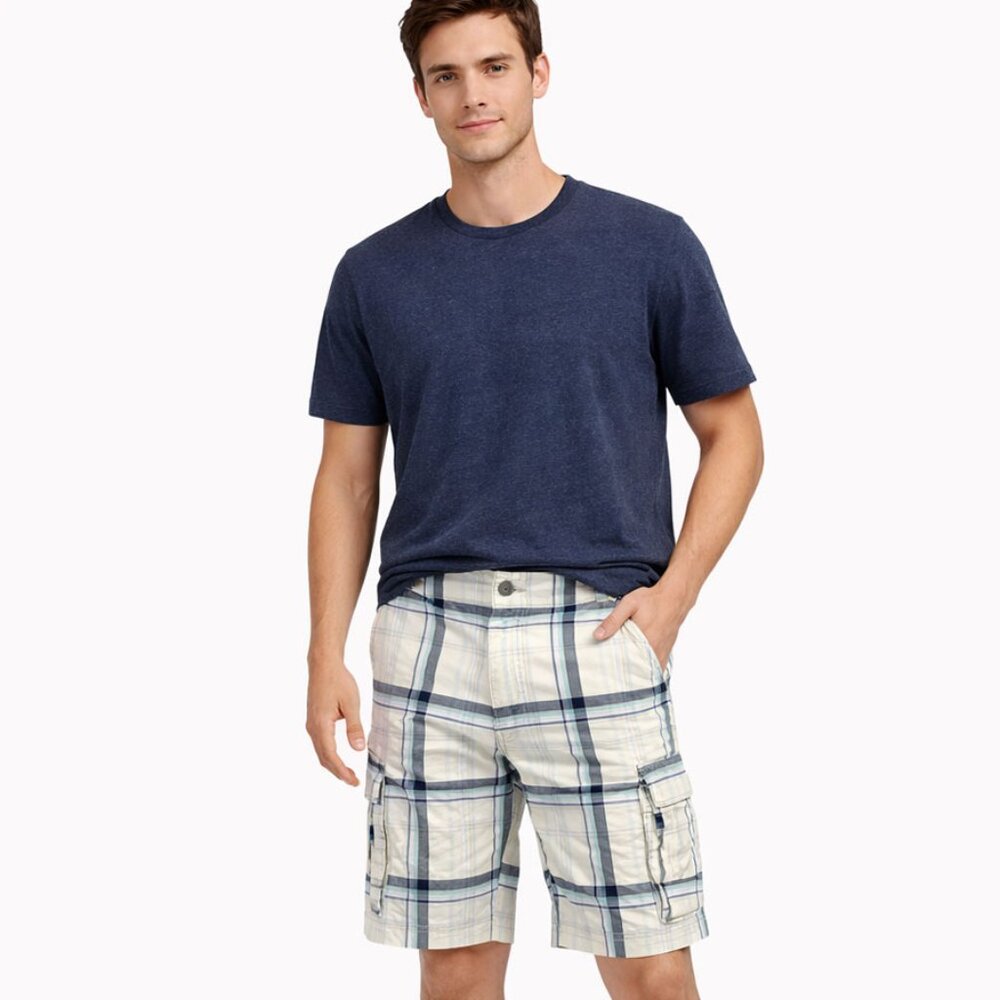 Nautica Men’s Plaid Cargo Shorts - Size 36 - NWT